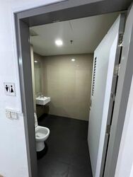 Hh @ Kallang (D13), Factory #570935791